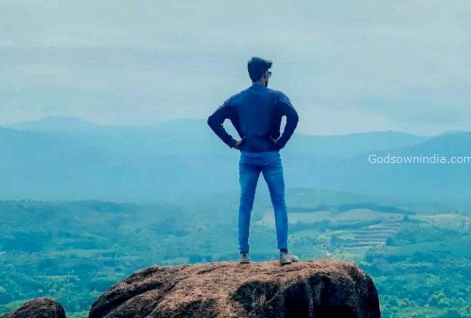 കാഴ്ചയുടെ ആനപ്പുറത്തേറാൻ