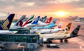 Top 10 major airlines 2026 fleet lineup at a modern airport terminal.